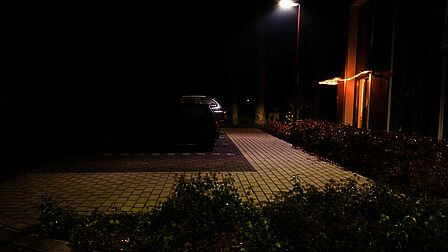 Voorbeeld van een parkeerterrein in een woonwijk in onze gemeente