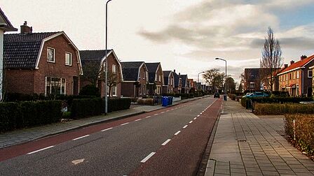 Kallenbroekerweg in Barneveld, voorbeeld van een gebiedsontsluitingsweg